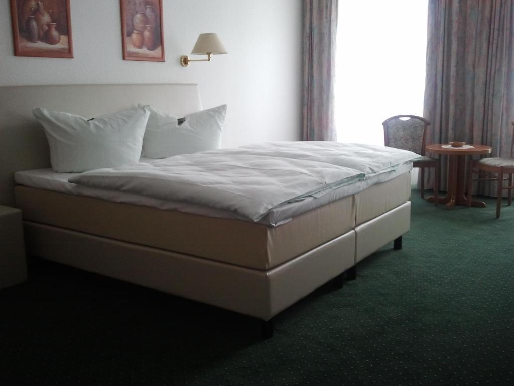 Hotel Evabrunnen Bischofswerda Ruang foto