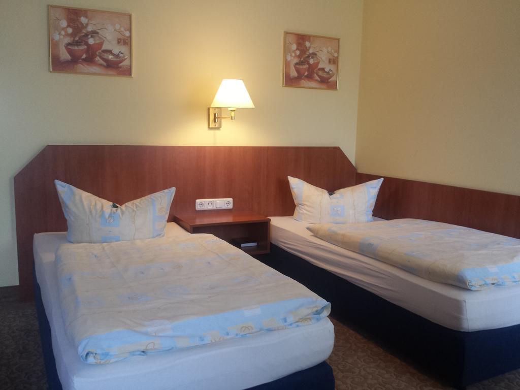 Hotel Evabrunnen Bischofswerda Ruang foto