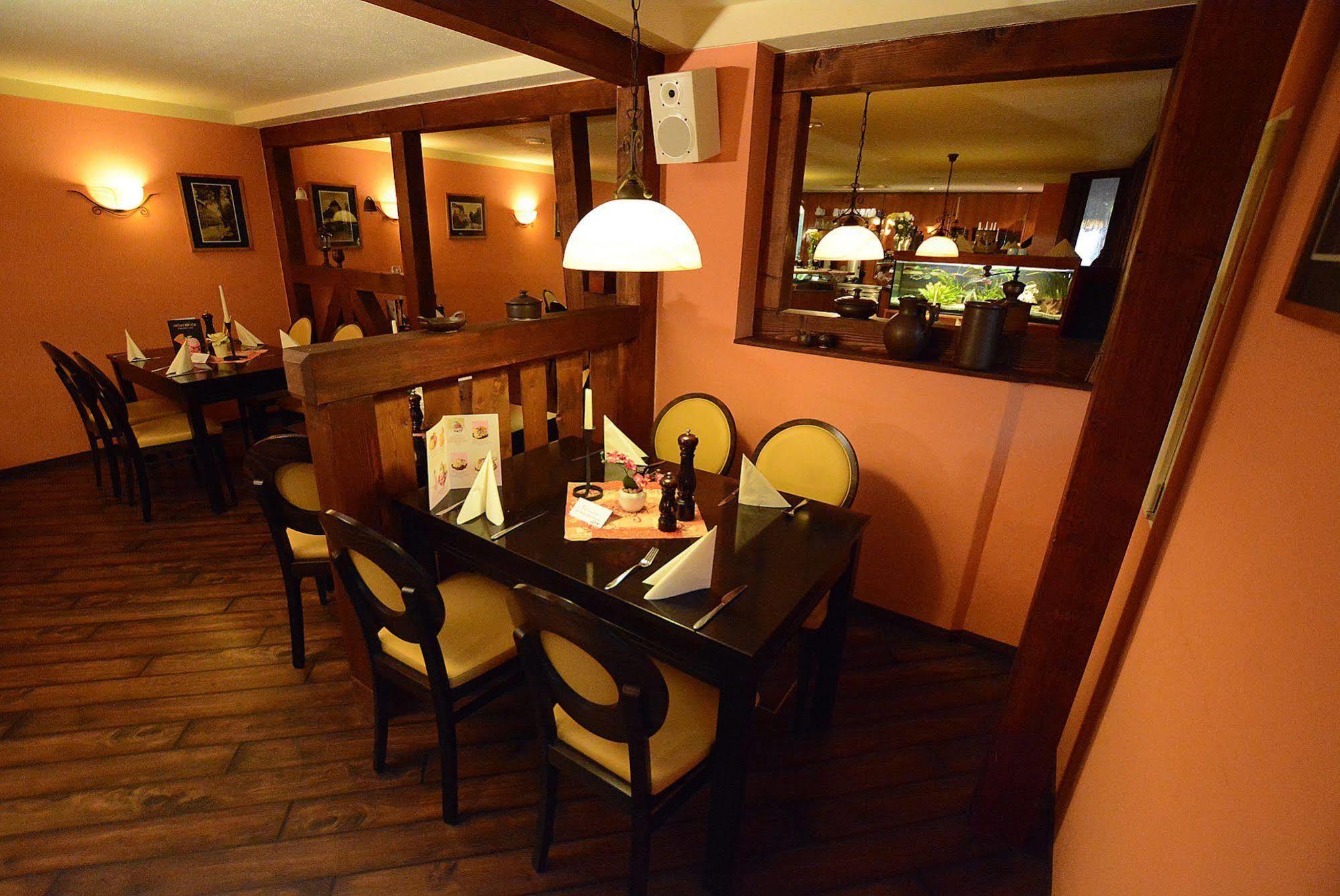 Hotel Evabrunnen Bischofswerda Bagian luar foto
